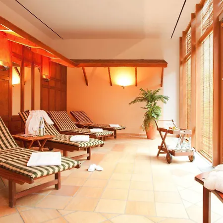 Hotel Vienna House By Wyndham Remarque 4*