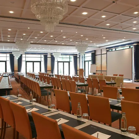 Hotel Vienna House By Wyndham Remarque 4*