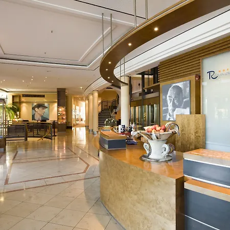 Vienna House By Wyndham Remarque 4*