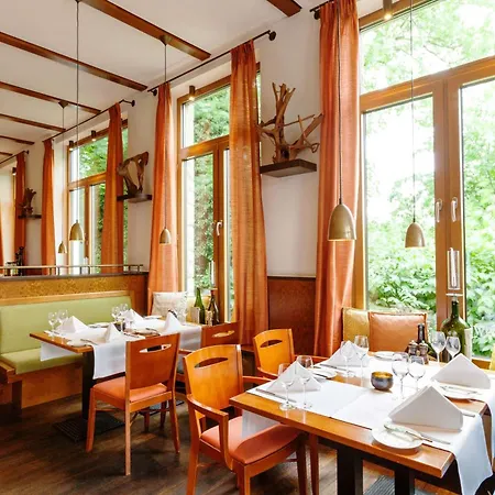 Отель Vienna House By Wyndham Remarque Оснабрюк