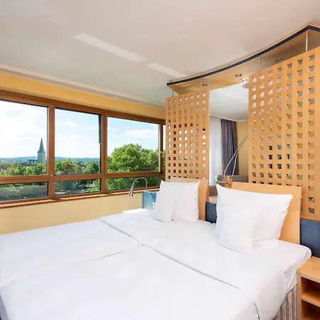 Vienna House By Wyndham Remarque 4*