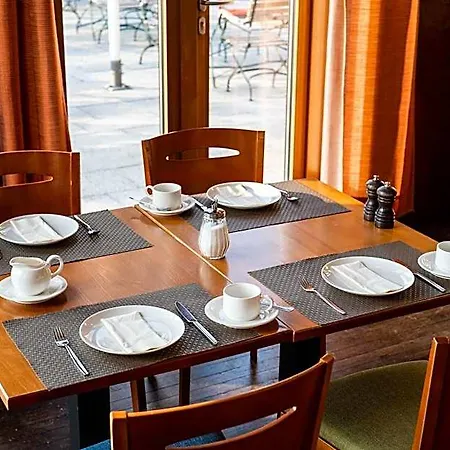 Remarque Hotel 4*