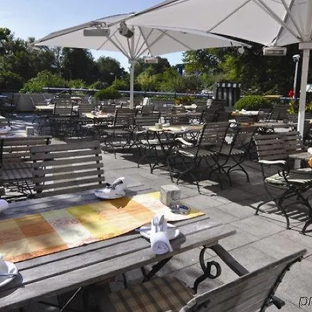 Remarque Hotel 4*