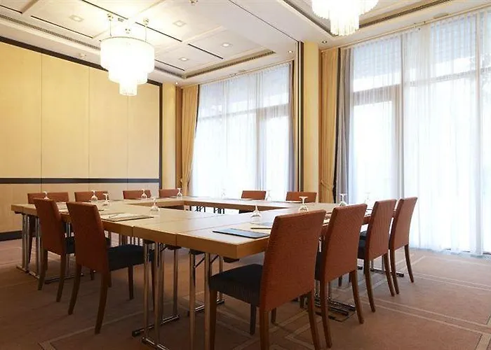 Remarque Ξενοδοχείο Όσναμπρουκ